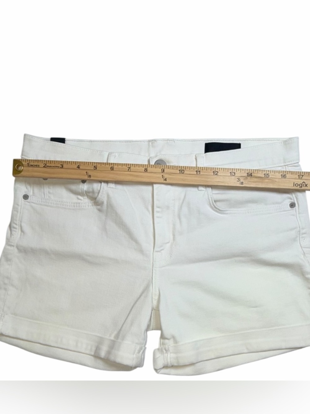 Vince. White Denim Shorts Size 29 Stretch Cotton Cuffed Mid Rise - Picture 3 of 9